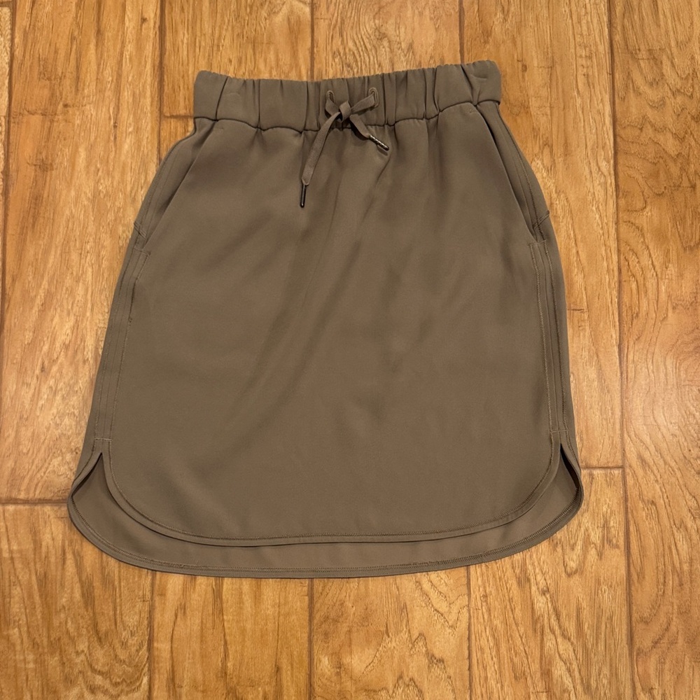 Lululemon Brown Skirt